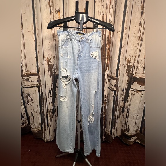 Indigo Rein Denim - Indigo Rein Light Blue Distressed Straight Leg Jeans